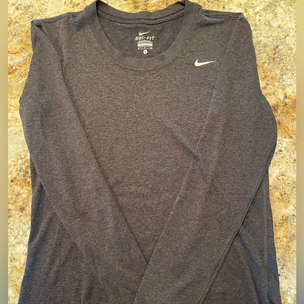 Long Sleeve Nike Dri-Fit Small